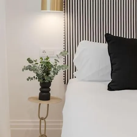 Isg O'donnell 2-1-free Parking * Sevilla